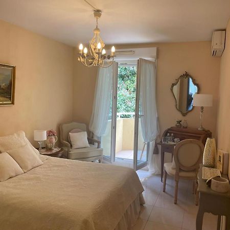 Grace & Breakfast Bed & Breakfast Beausoleil Exterior photo